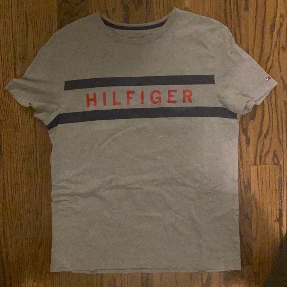 Tommy Hilfiger tee shirt